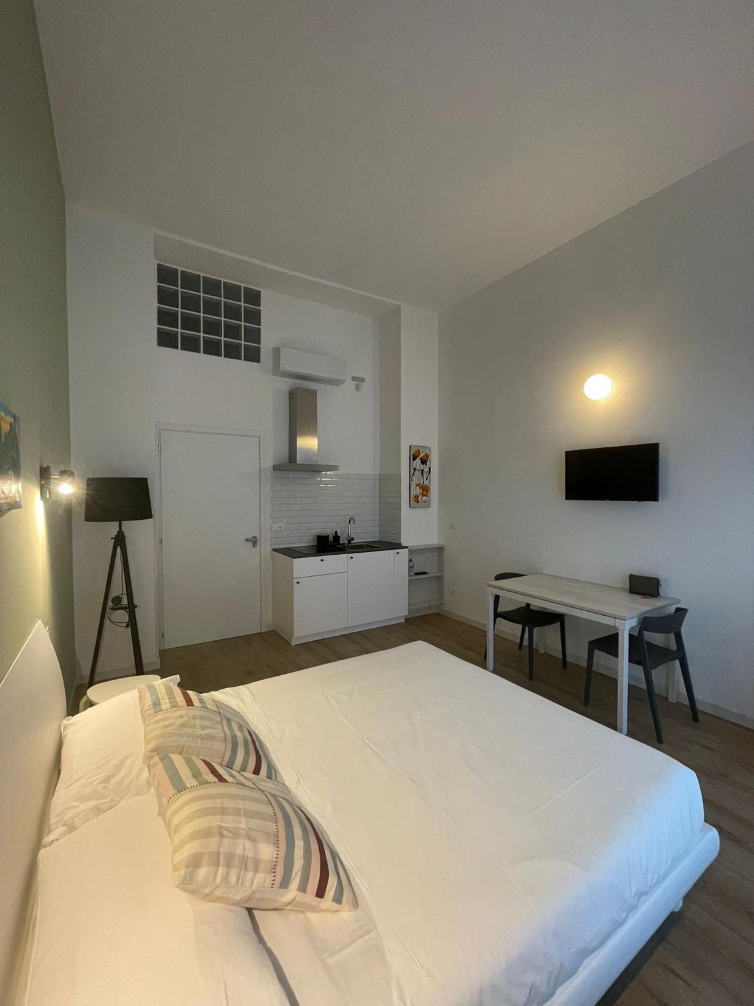 Aloe Comfort Rooms Pescara Exterior photo
