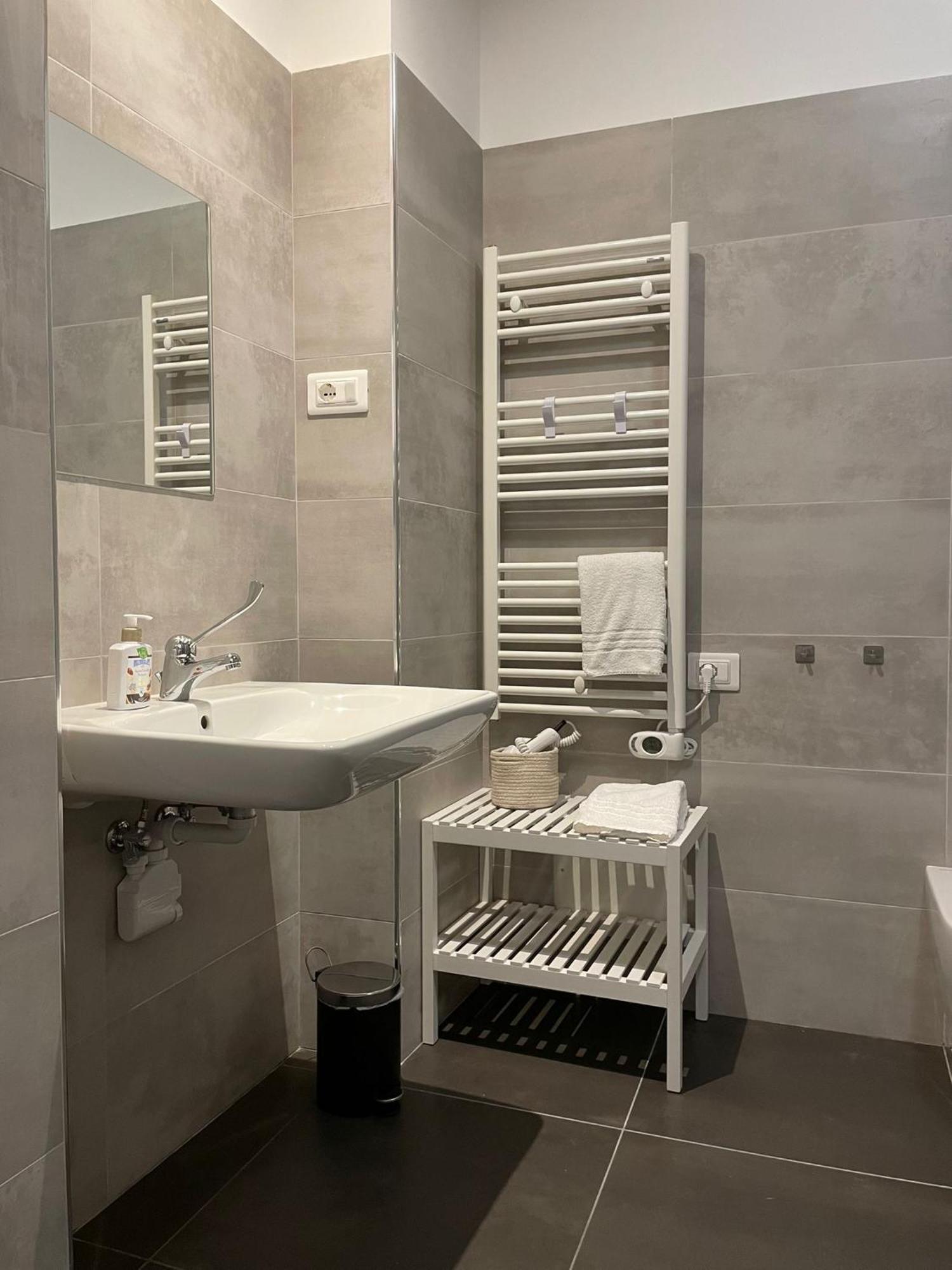 Aloe Comfort Rooms Pescara Exterior photo